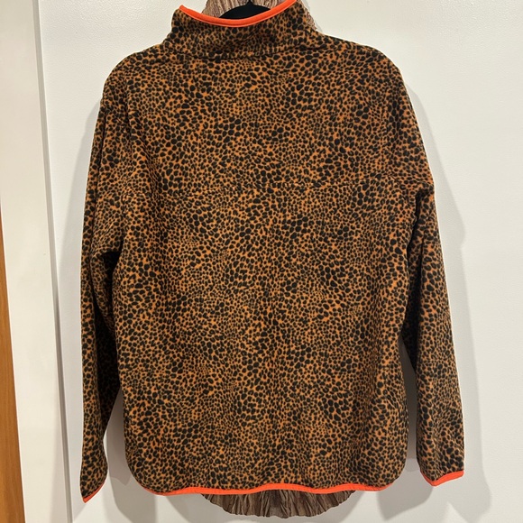 Lands' End Leopard Print With Pop Of Color Button Up Fleece - Like New - Picture 2 of 4